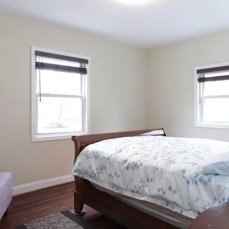Ferienwohnung 2 Bd 1 Bth Near Dc! 7081